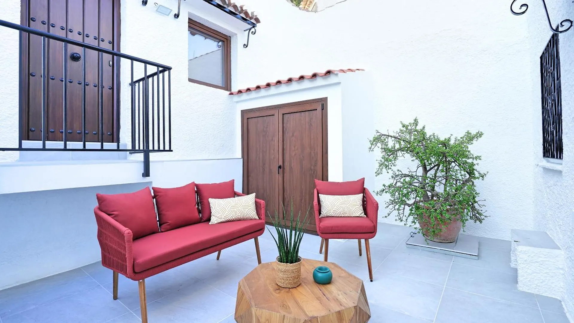 Comeback La Casa Del Sol Naciente Salobrena 0*,